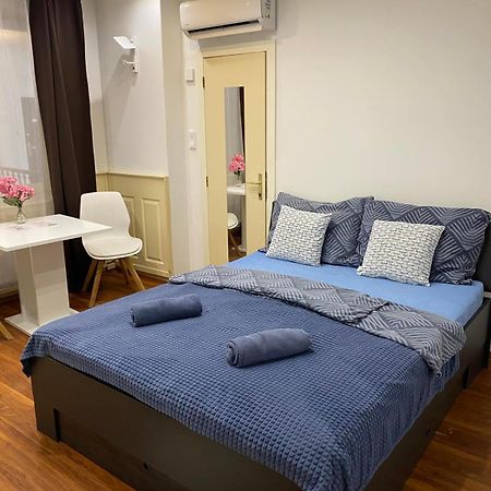 Malasits Apartman Gyor Exterior photo